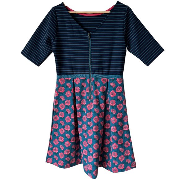 Matilda Jane Women's Peyton Fit Flare Dress Stripe Floral Rose Pockets Retro - Picture 2 of 16